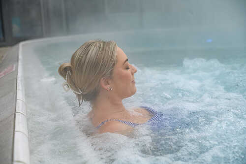 Hallenbad im aquatherm